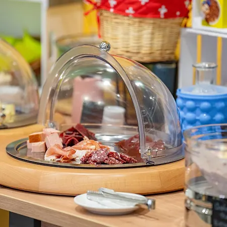 Alojamento de Acomodação e Pequeno-almoço Bellagio 3*